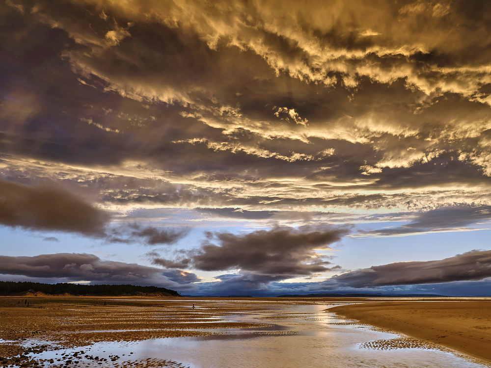 Findhorn - The Colours Of Magic