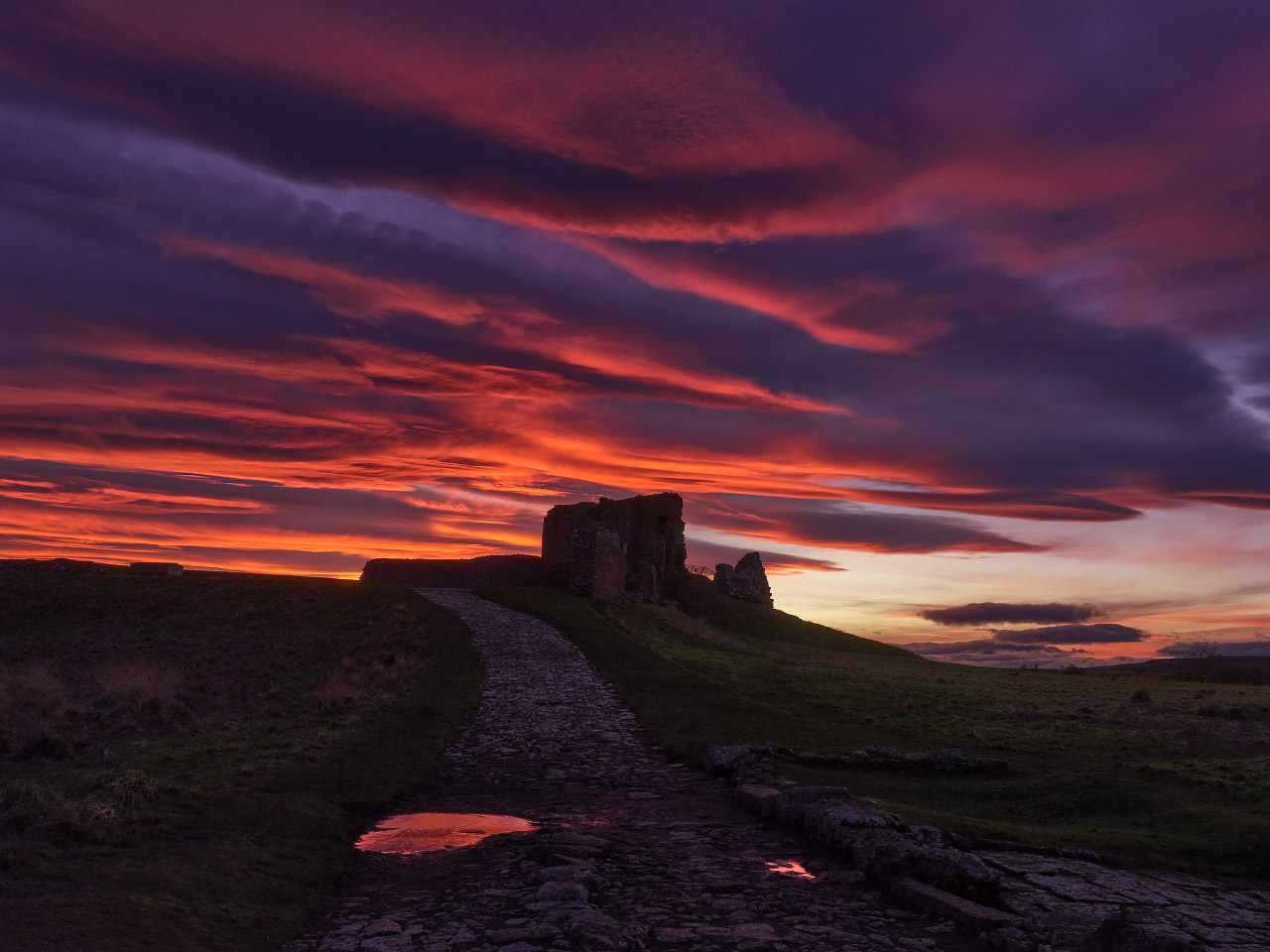 Red Puddle Road - Duffus Castle